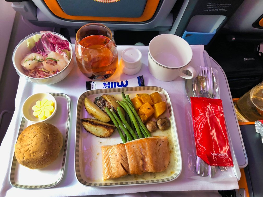 Premium Economy Meal